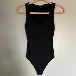 Express Body Contour Silky V Neck Bodysuit - Black - XS